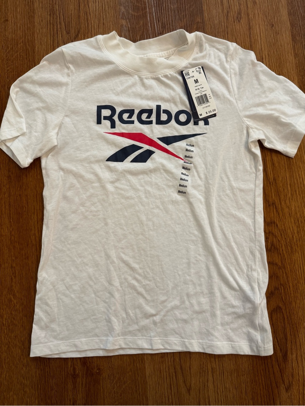Reebok women’s Identity Big Logo white t-shirt, size medium